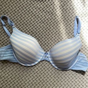 Blue striped Maidenform bra 38D